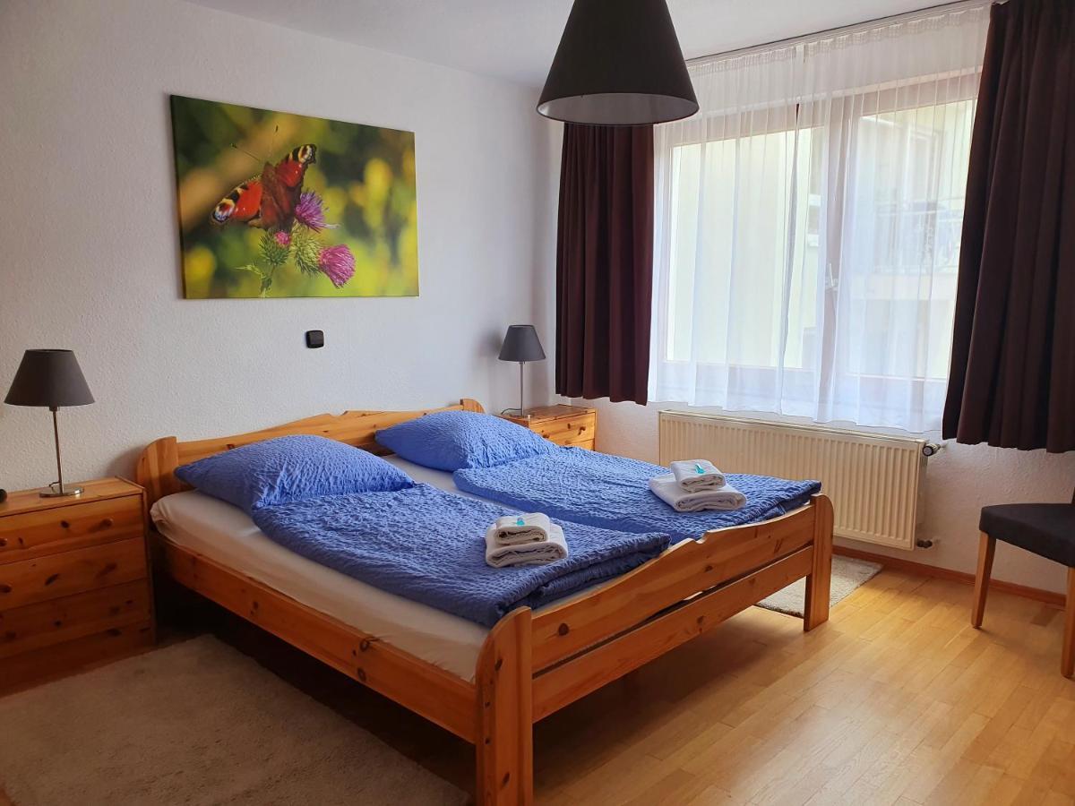 Gruener Baum Hotel Neckargerach Ngoại thất bức ảnh